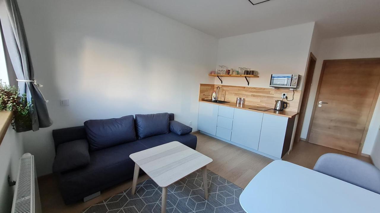 Apartmany Zamecka Jilemnice Εξωτερικό φωτογραφία